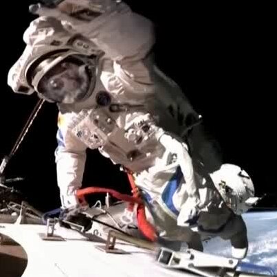 China Says Astronauts Break Record with 9 Hour Spacewalk