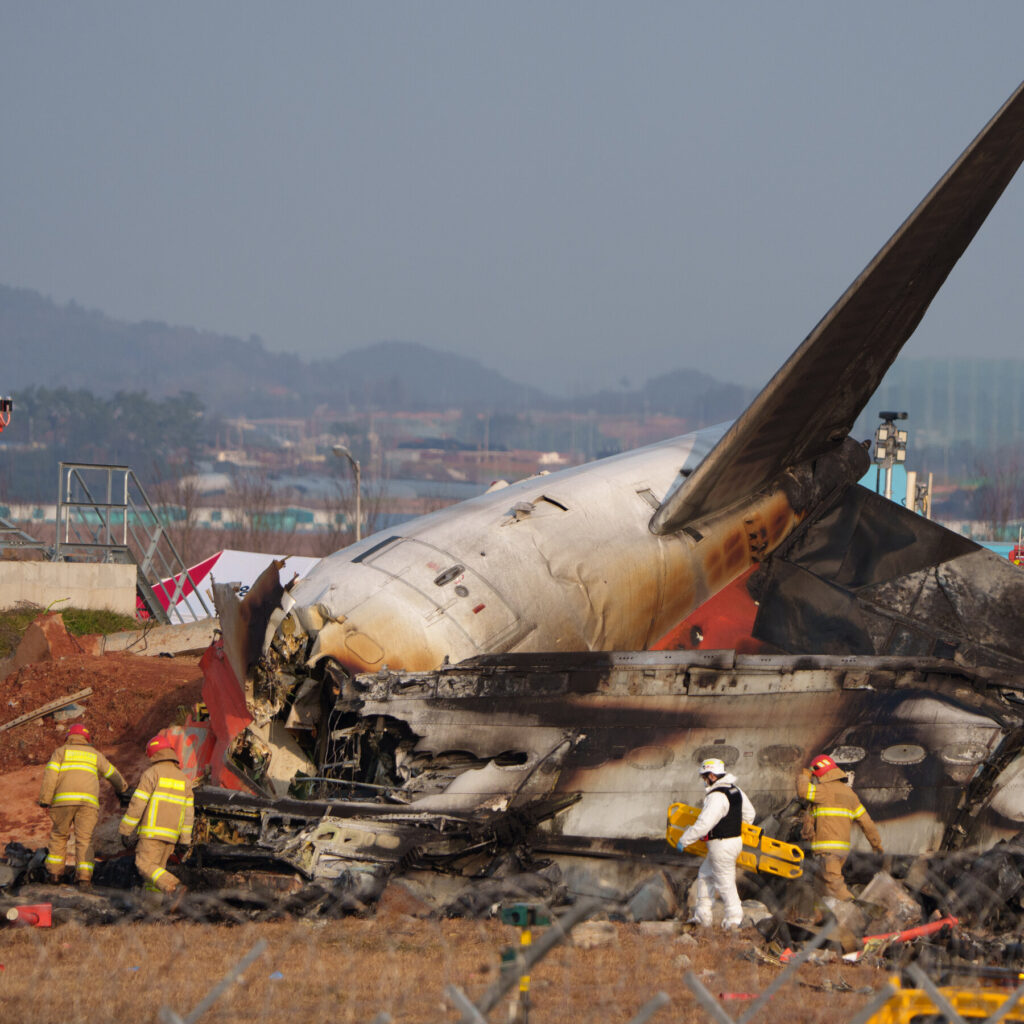 Anger and Agony in South Korea After Plane Crash Lands, Killing 179