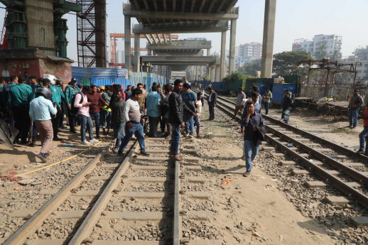 Dhaka rail link restored after 2.5hrs