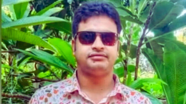 Swechchhasebak Dal activist hacked to death in Bogura