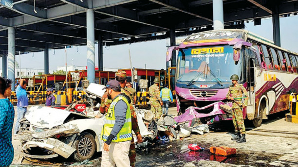 Toll plaza tragedy: Govt served legal notice to compensate victims’ family