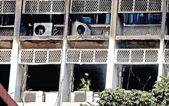 Secretariat fire: Work of ministries to continue in depts for now