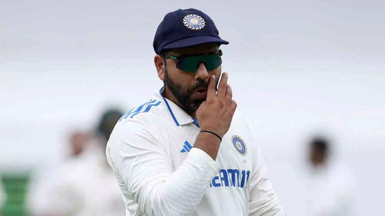 'Gully cricket khel raha hai kya?': Rohit rebukes Yashasvi