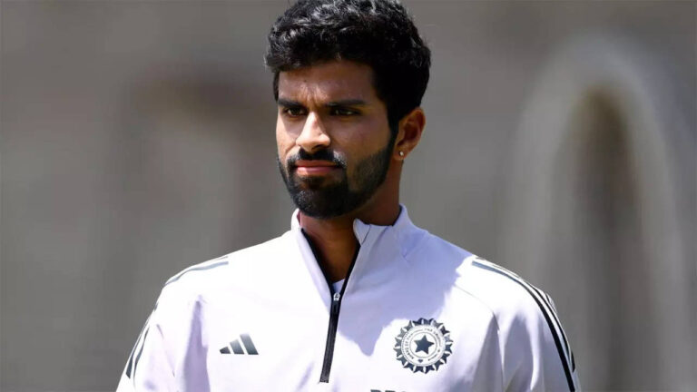 'We are all positive': Sundar confident of India's fightback