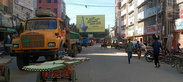 Mymensingh city: Boro Bazar Road under truckers' clutch