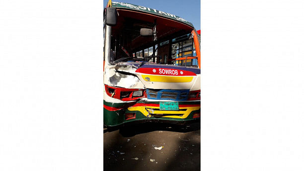 Biker killed in bus-bike collision on Dhaka-Kishoreganj highway