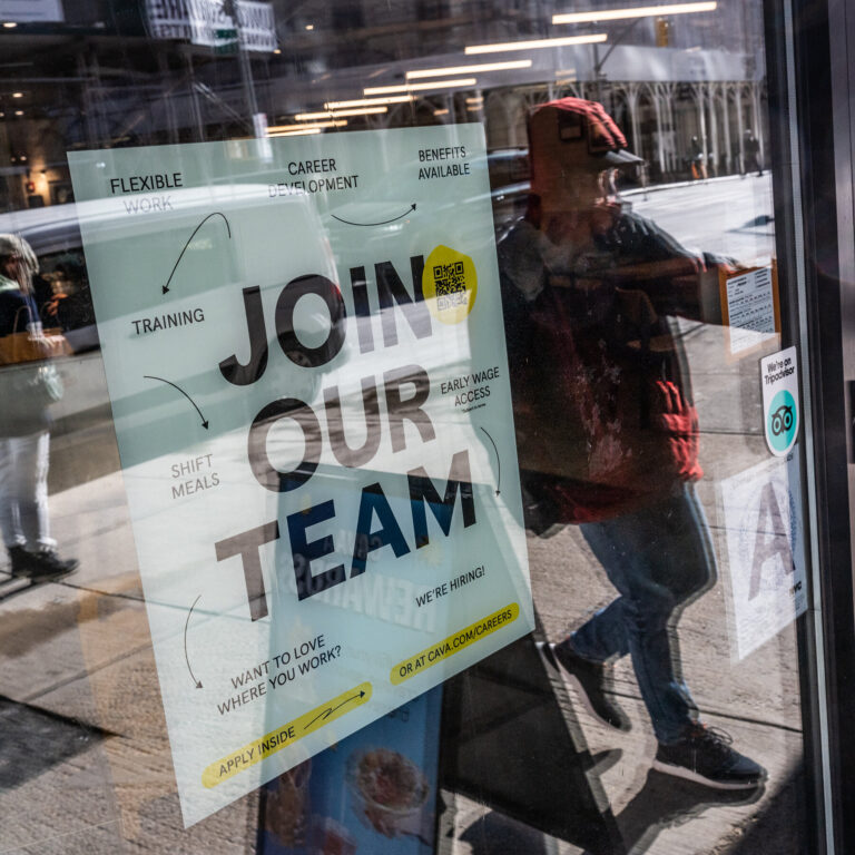 Live Updates: U.S. Job Growth Expected to Remain Solid