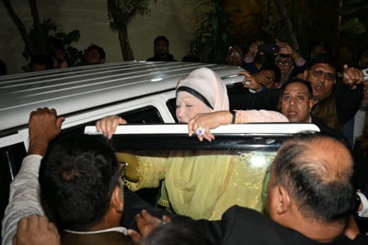 London trip: Khaleda leaves home for airport