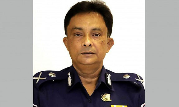 Travel ban imposed on ex-DMP chief Golam Faruq, his wife