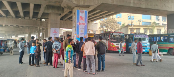 Dhaka-Mymensingh highway blocked protesting surge in robberies