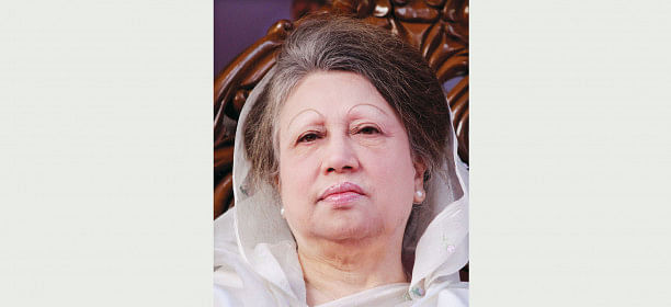 Khaleda set to fly to UK for treatment