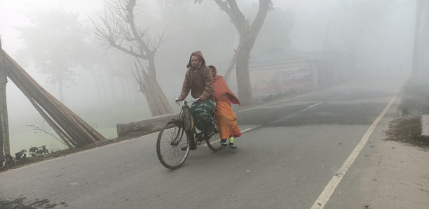 Mild cold wave likely in parts of the country by Tuesday: BMD