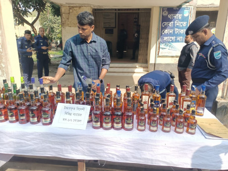 87 bottles of foreign liquor seized in Gazipur