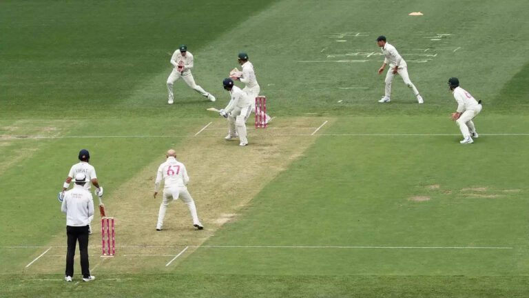 At gloomy SCG on grassy pitch, India's batting gloom continues