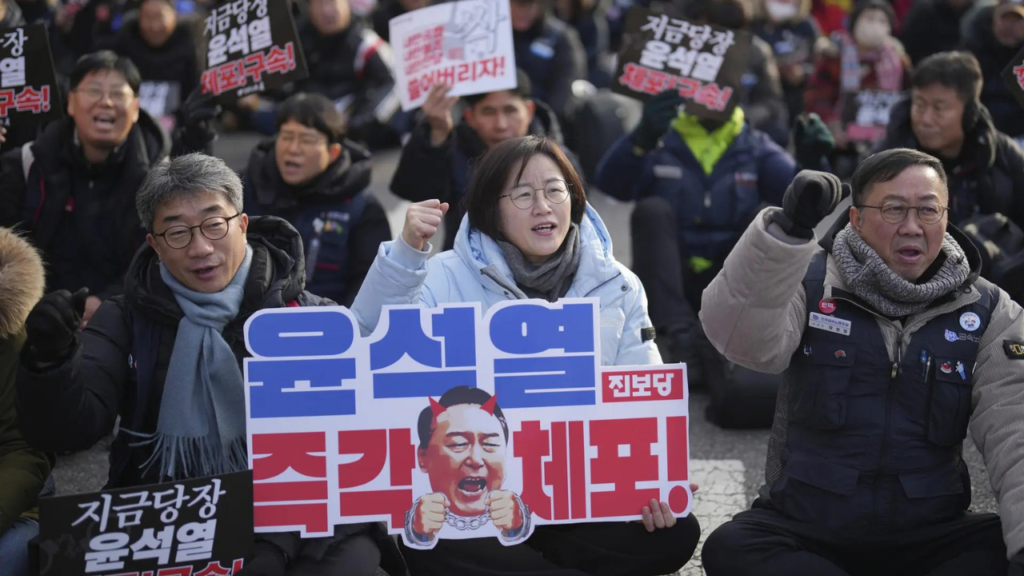 South Korea in political crisis after president resists arrest