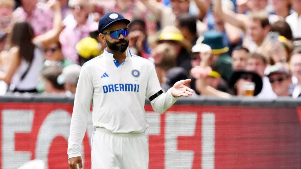 Gavaskar on Virat: Crowd responses create extra pressure on team