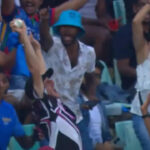 Watch: Fan pockets Rs 90 lakh with one-handed catch in SA20 match