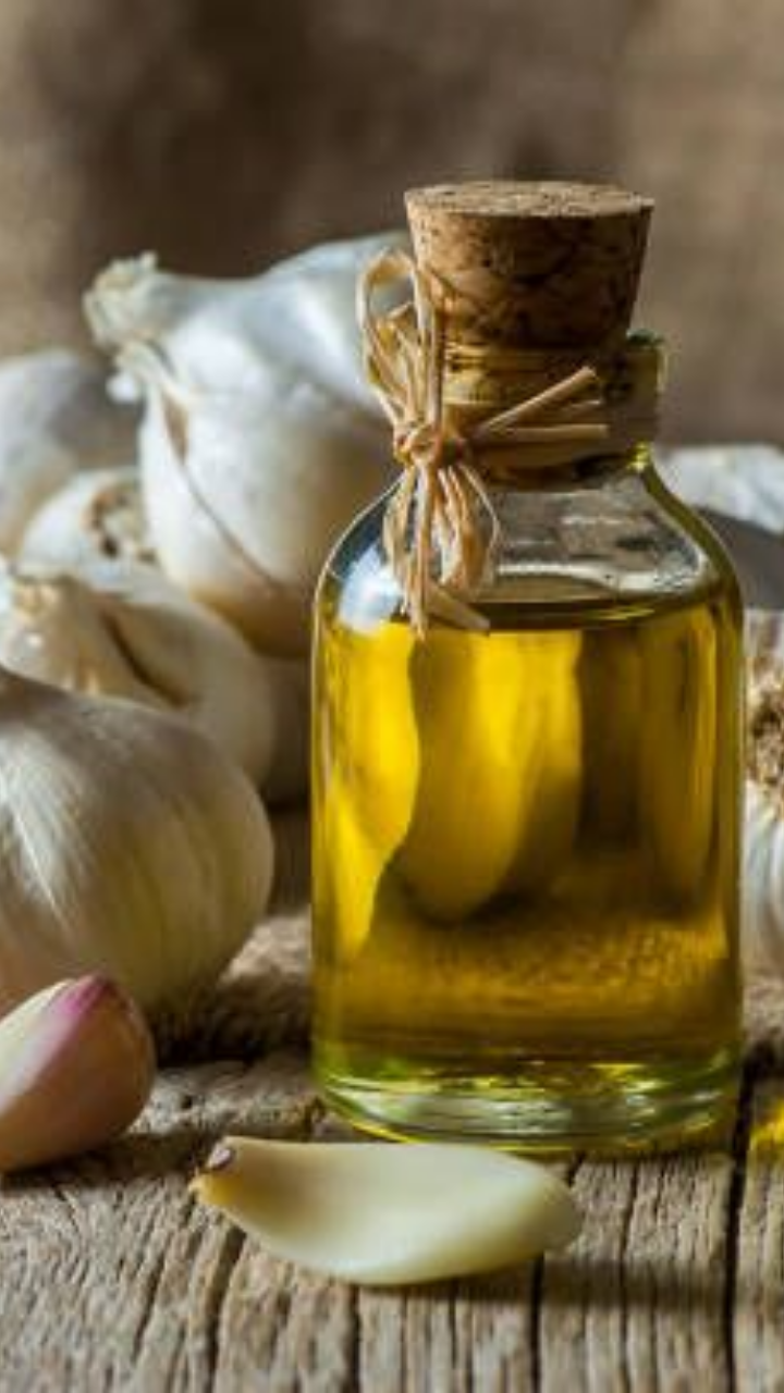 How to make and apply garlic oil at home