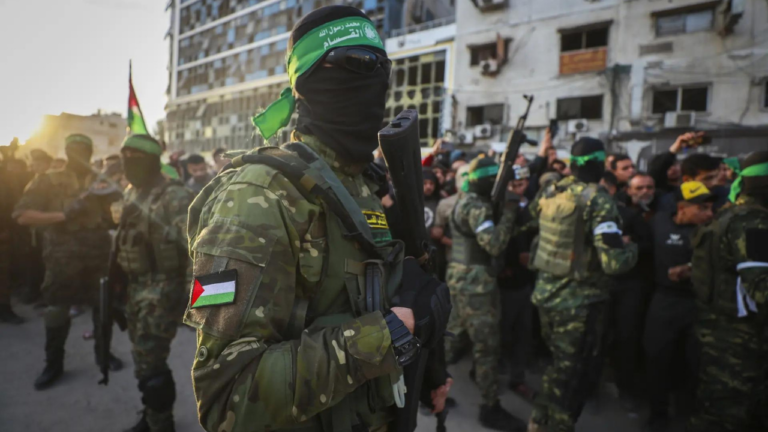 Hamas back on Gaza streets after war with Israel