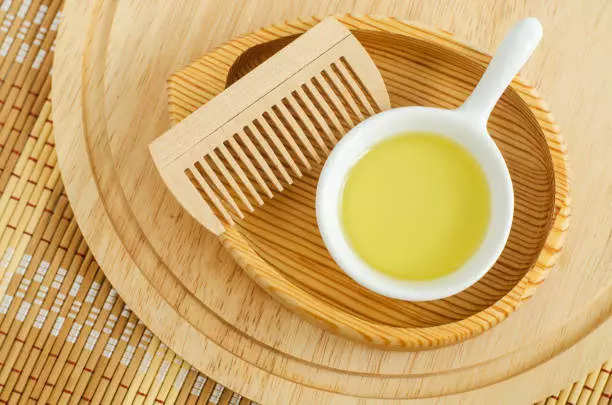 How to stop thinning of hair with Castor Oil