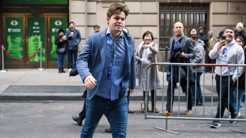 World No. 1 Carlsen drops bombshell on FIDE after open letter