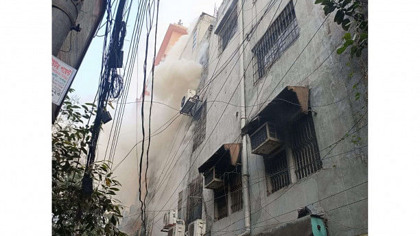 Fire breaks out in Purana Paltan law chamber