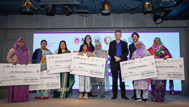 US embassy recognises 6 women entrepreneurs with grants