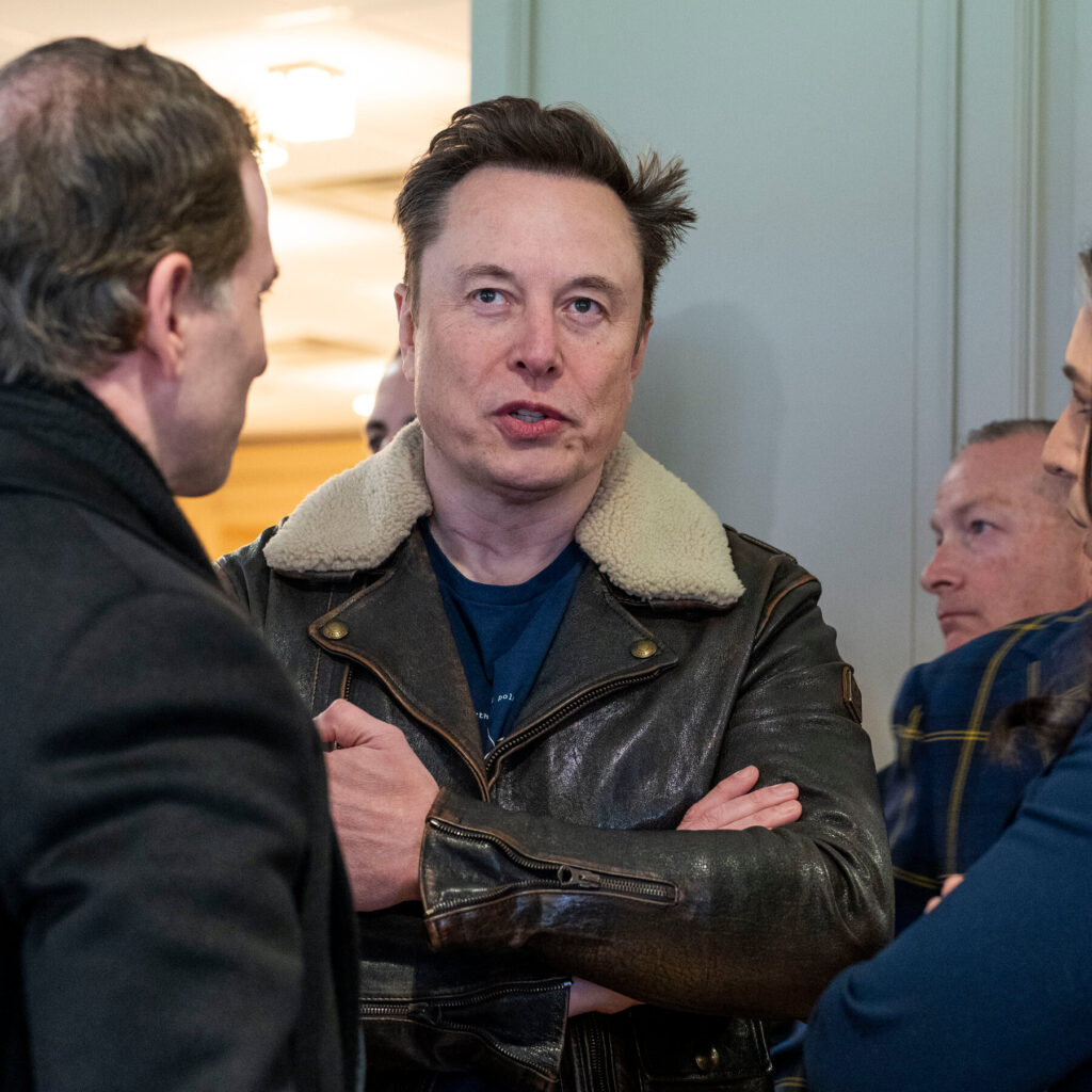 Musk Allies Discuss Deploying A.I. to Find Budget Savings