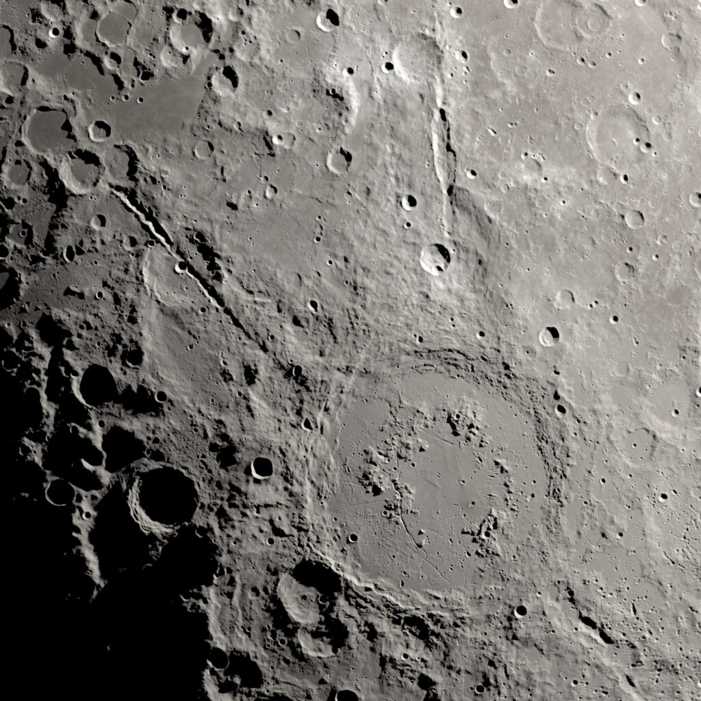 Grand Canyons on the Moon Were Made in a Matter of Minutes