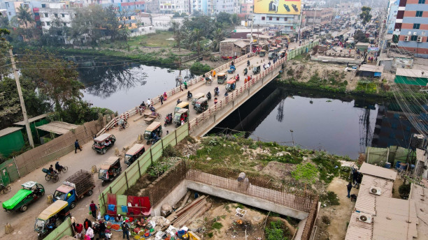 Gallamari In Khulna: People suffer for delay in bridge work