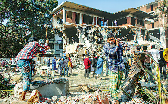 Dhanmondi 32 now lies in ruins