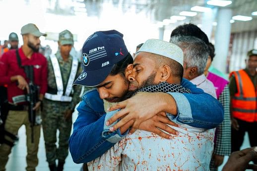 5 Bangladeshis return after Mediterranean ordeal