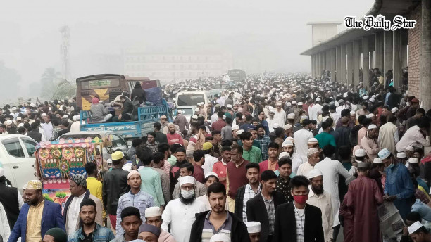 Devotees gather for final prayer at Ijtema ground