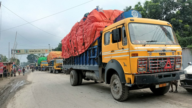 Around 50 trucks stranded at Burimari land port as India halts imports