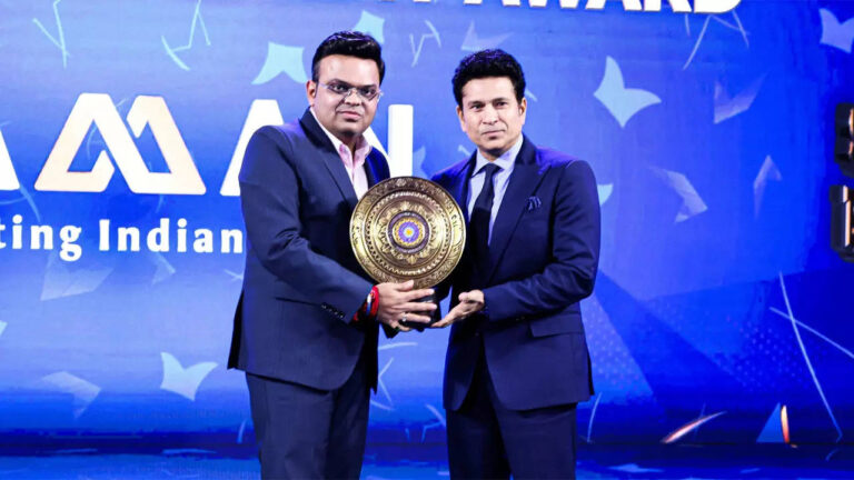 BCCI Awards: Sachin Tendulkar honoured with Lifetime Achievement award. Watch