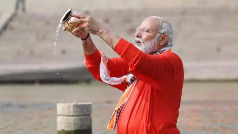 PM Modi uses brass and copper lotas in Kumbh snan; Their uses