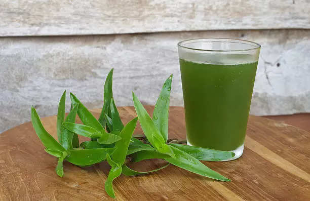 Amla, Moringa, Aloe Vera shot for hair growth