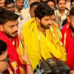 Indian cricketers seek blessings at Jagannath temple before 2nd ODI