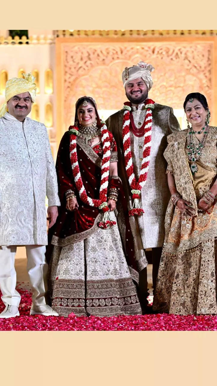 Wedding pics: Meet Jeet Adani and Diva Shah