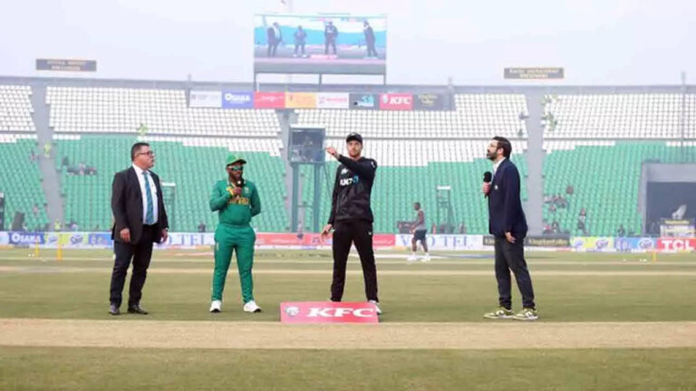 Live Score: New Zealand vs South Africa, Tri-Series 2nd ODI