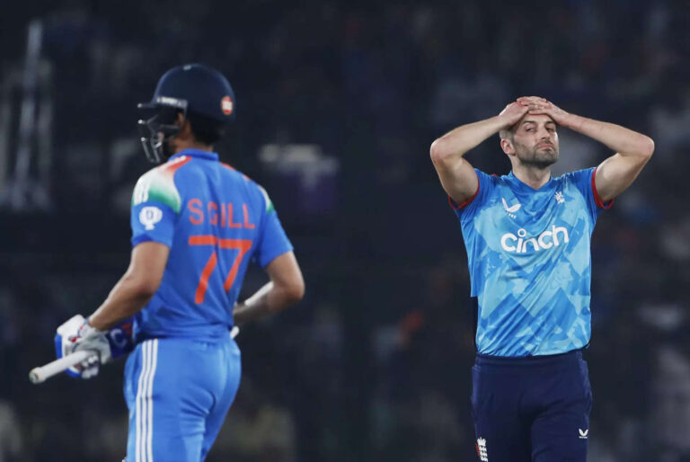 'Worry is how easily India chased 305 down': Ex-cricketer slams England