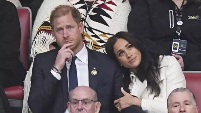 Harry-Meghan trying too hard to prove their love?