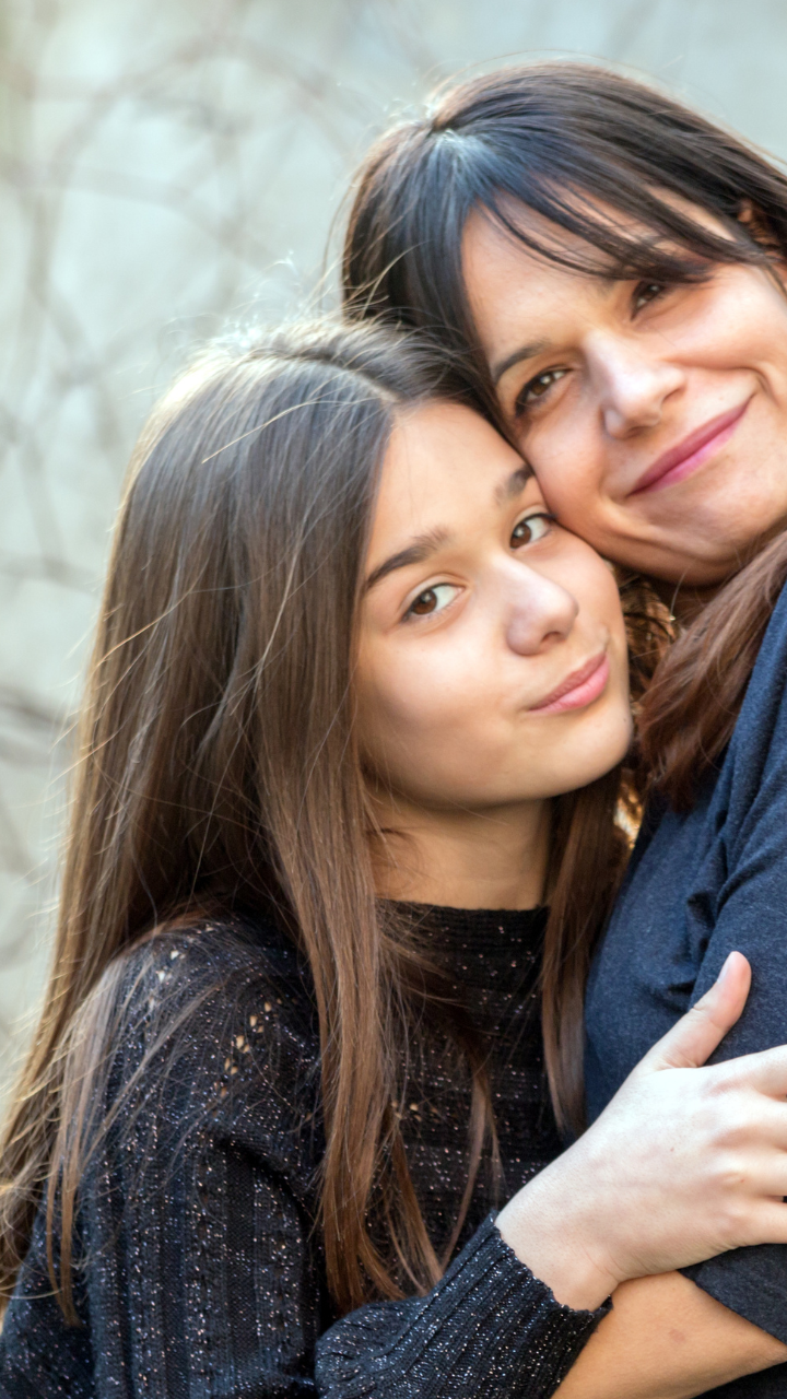 9 conversations every parent must have with their teenage daughter