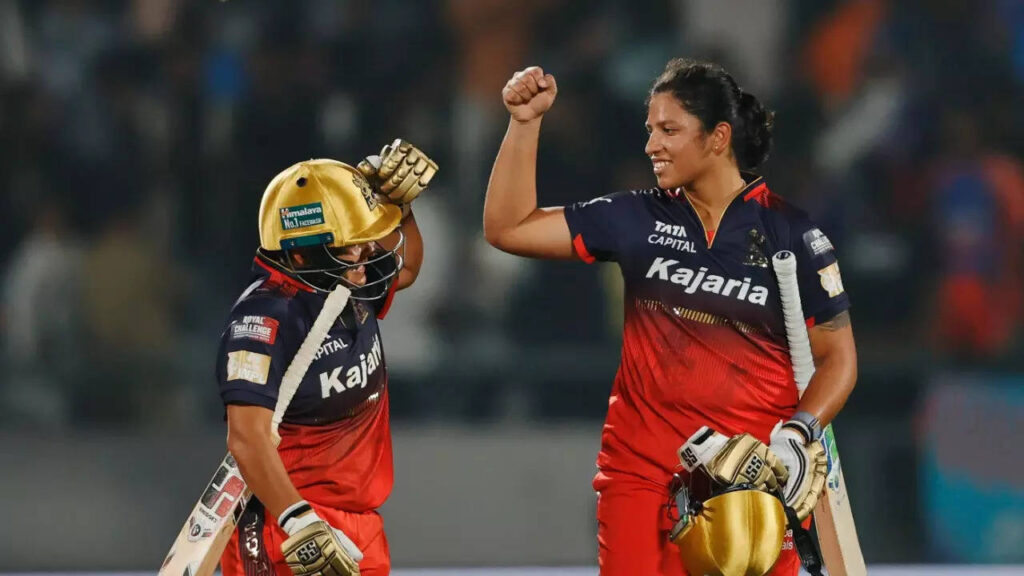 WPL: Richa, Perry fifties power RCB to six-wicket win over Gujarat Giants