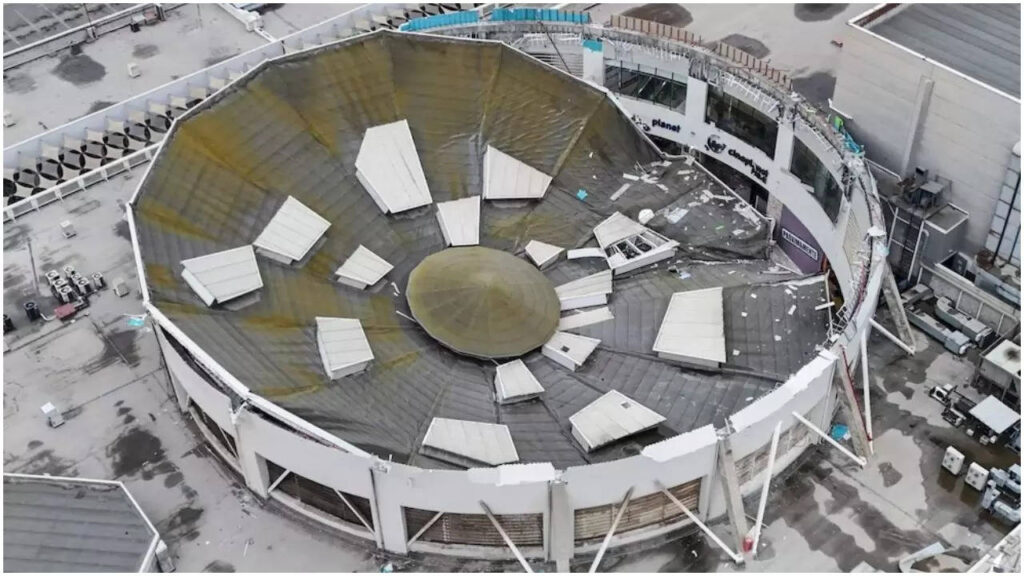 Watch: Shocking CCTV footage captures roof collapse at mall in Peru, six killed and 78 injured