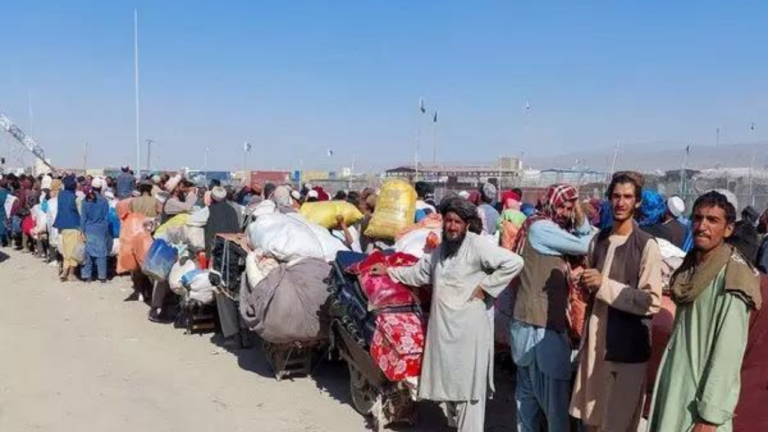 Why is Pakistan expelling Afghan refugees?