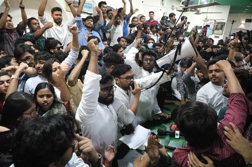 ‘Bangladesh Gonotantrik Chhatra Sangsad’ launched amid protests