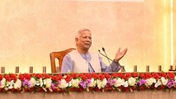 Yunus urges DCs to foster teamwork, creativity in admin