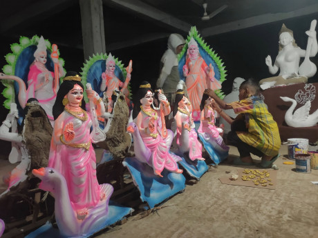 Saraswati Puja tomorrow; idols get final touches