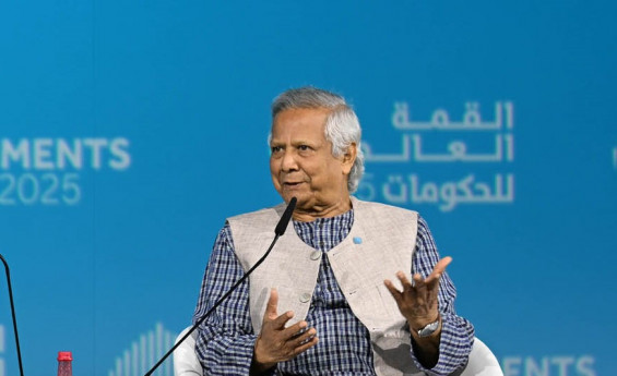 Govts Summit: Yunus hints at national election in December